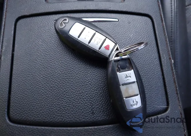 JNKCV61F69M365565: 44034865