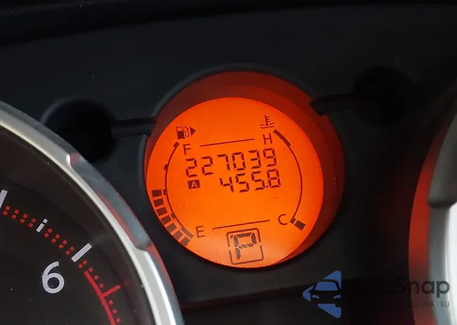 JN8AS58V08W104495: 44034879