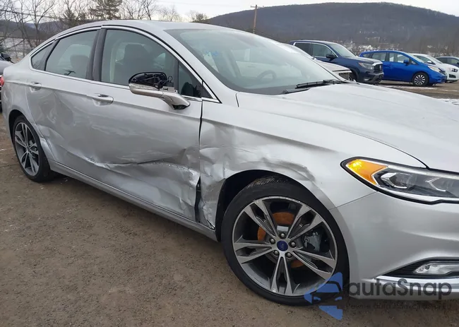 3FA6P0K99HR173986: 44034921