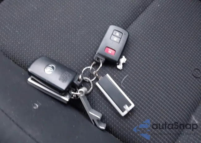 2T3RFREVXJW754423: 44035017