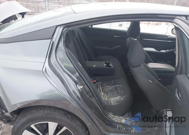 1N4BL4DV0MN329261: 44034236