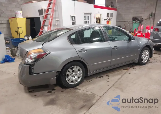 1N4AL21E19C100384: 44034299