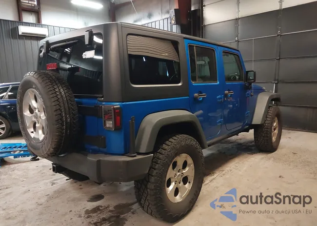 1C4BJWDG4GL114477: 44034326