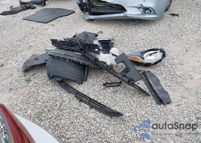 3KPC24A37KE044482: 44034396