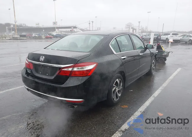 1HGCR2F39GA151392: 44034398