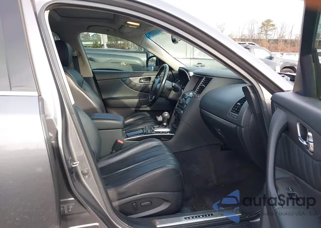 JN8CS1MW6DM174606: 44034514