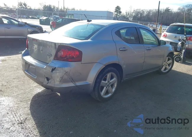 1C3CDZAB6DN516933: 44034558