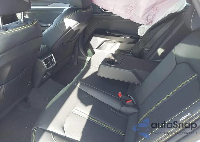 KNAG44J82T5426047: 44034566