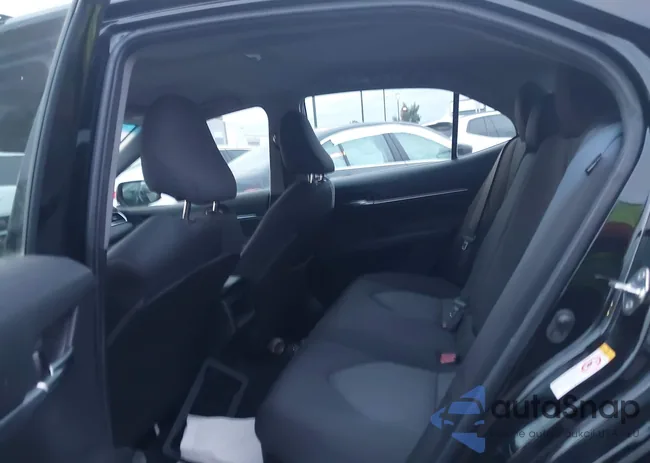 4T1B31HK3JU506231: 44035637