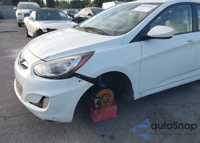 KMHCU4AE3CU121844: 44035698