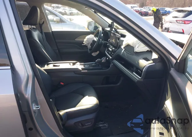 5TDAAAB57SS077318: 44035777