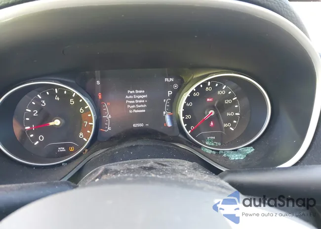 3C4NJDBB5JT415439: 44035881