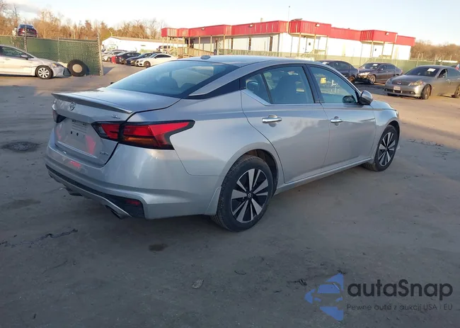 1N4BL4EW4LC120302: 44035963