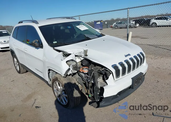 1C4PJLCB7JD558660: 44036157