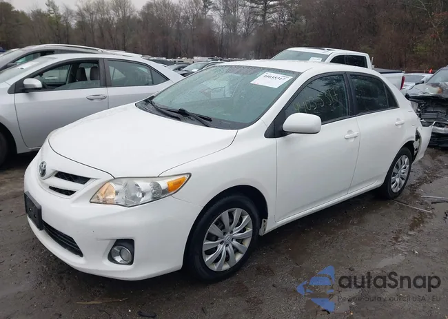 2T1BU4EE9CC902696: 44035317