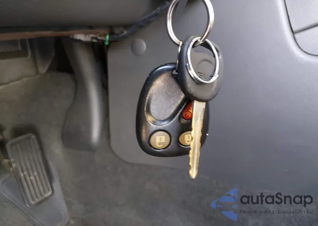 1GTHC29U83E253232: 44035360