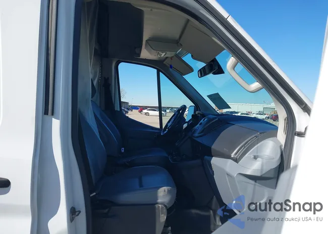 1FTYR3XM1JKA13347: 44035402