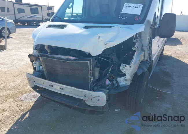 1FTYR3XM1JKA13347: 44035402