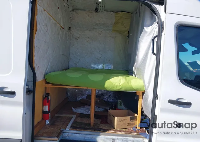 1FTYR3XM1JKA13347: 44035402