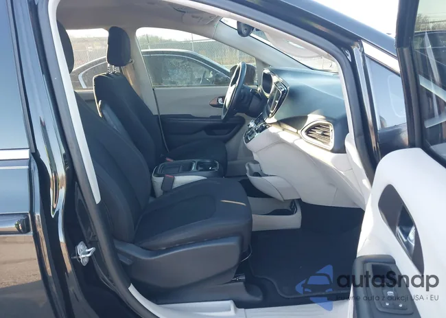 2C4RC1FG7KR681386: 44035454