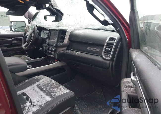 1C6SRFBT8KN831509: 44035530