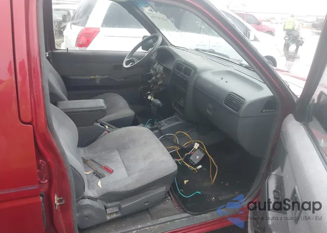 JN8HD17Y9SW101423: 44036716