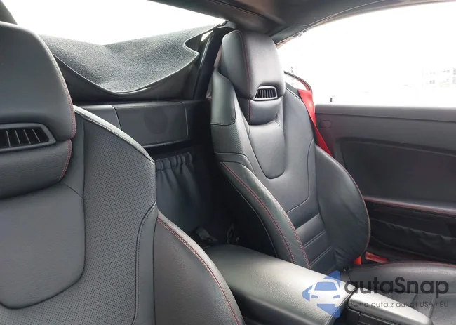 W1KPK3JA1LF169582: 44036719