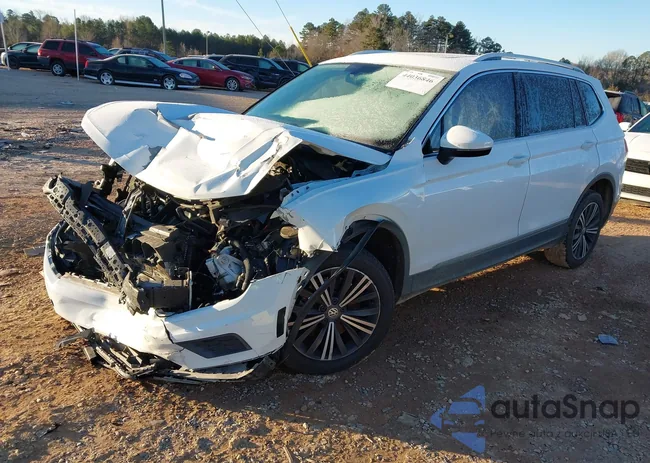 3VV2B7AX3JM052696: 44036846