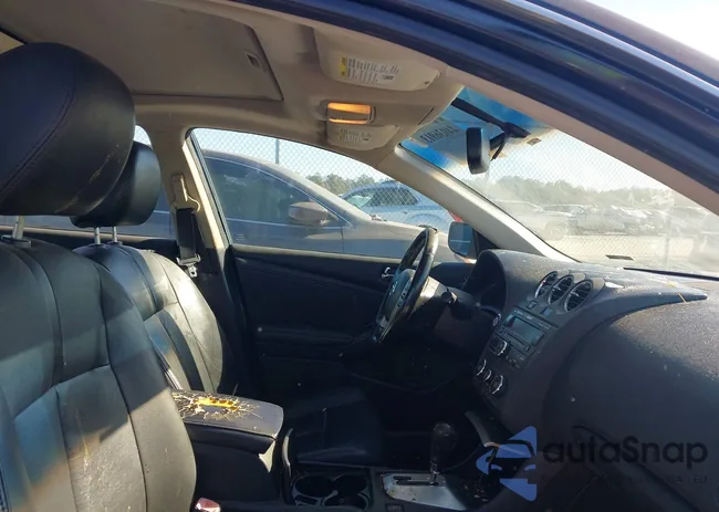 1N4AL21E49N461130: 44036913