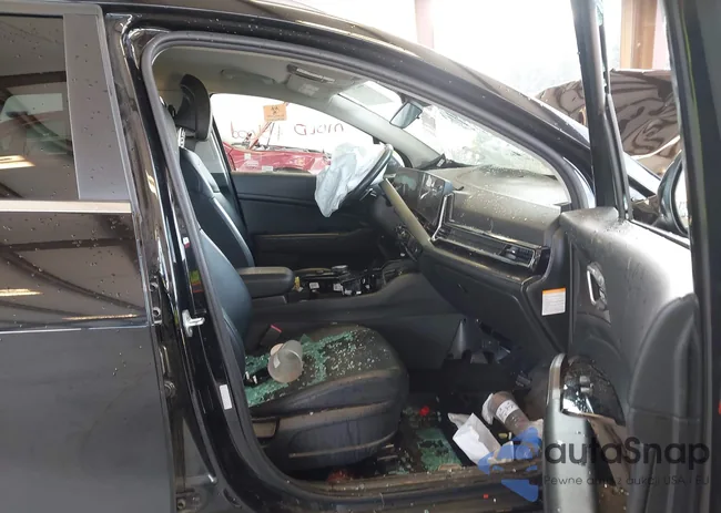 KNDPVCAG8P7040082: 44036941