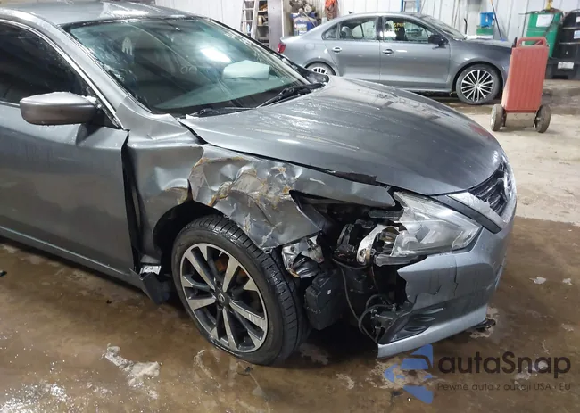 1N4AL3AP2GC158833: 44037014