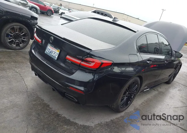 WBAJE5C53JWA97686: 44037024