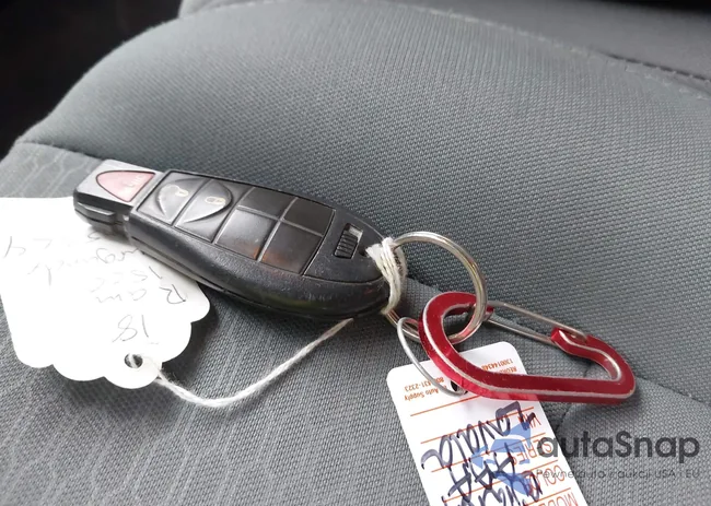 1C6RR6FG6JS244902: 44037059