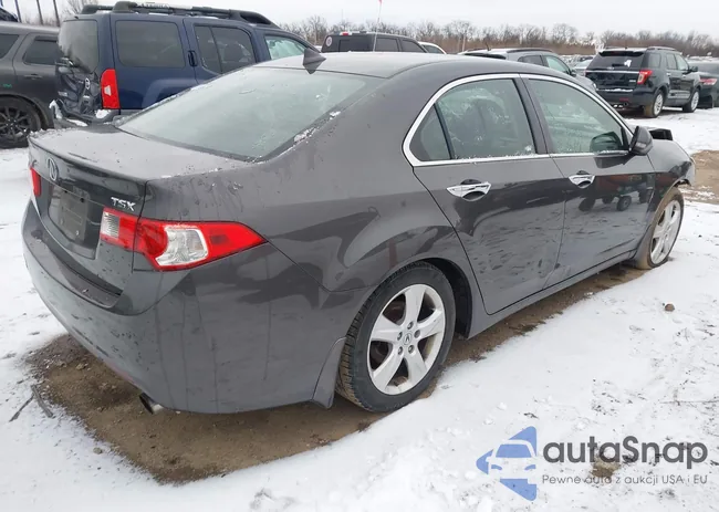 JH4CU2F60AC032647: 44037109