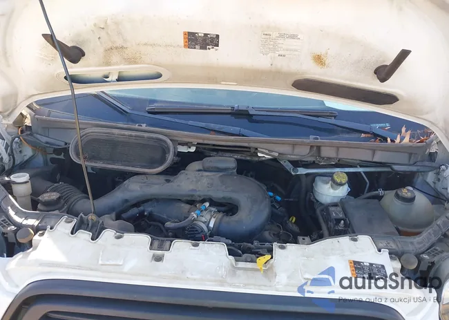 1FTYR1CM7HKA90745: 44037122