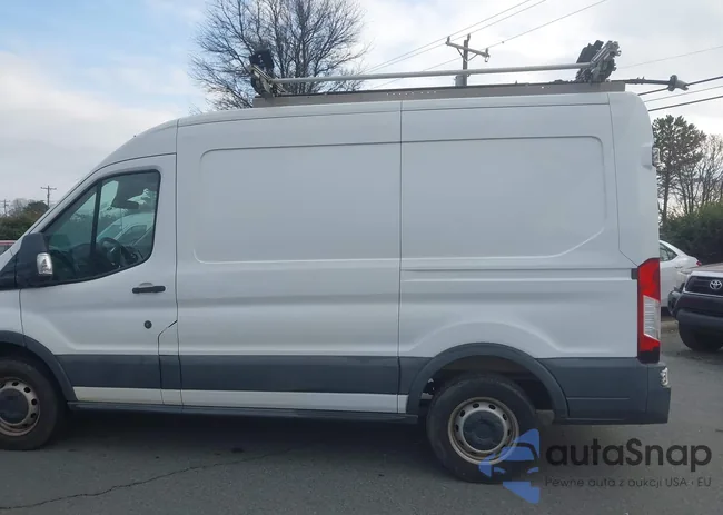 1FTYR1CM7HKA90745: 44037122