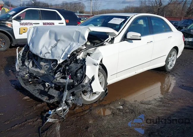 WDDHF8JB4DA668700: 44037174