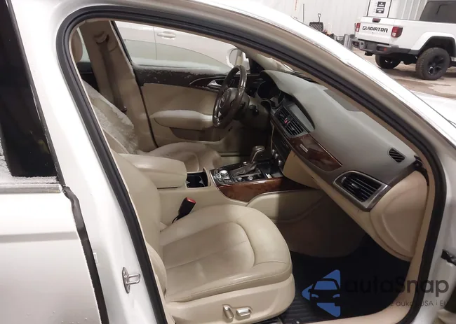 WAUGFAFC4GN066372: 44037183