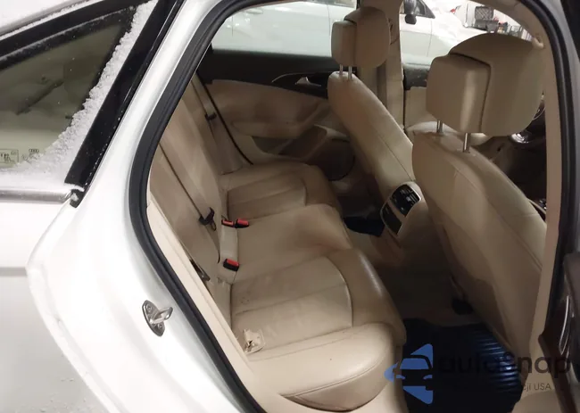 WAUGFAFC4GN066372: 44037183