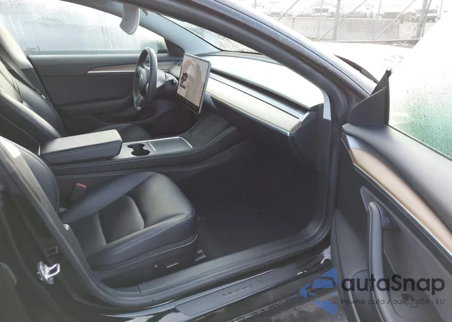 5YJ3E1EB2MF045253: 44036556