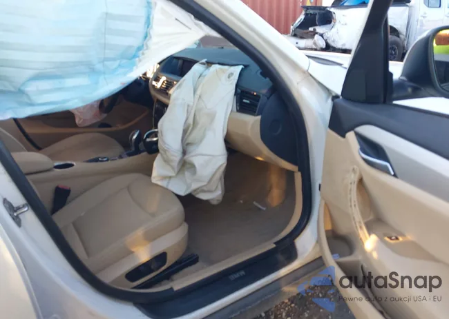 WBAVM1C58FVW56866: 44037672