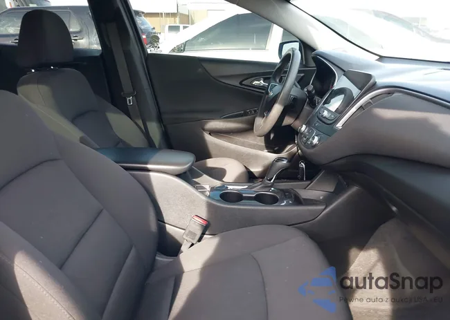 1G1ZB5ST0KF118984: 44037685