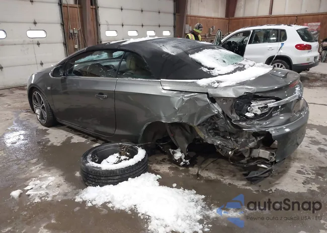 W04WH3N54JG067549: 44037712