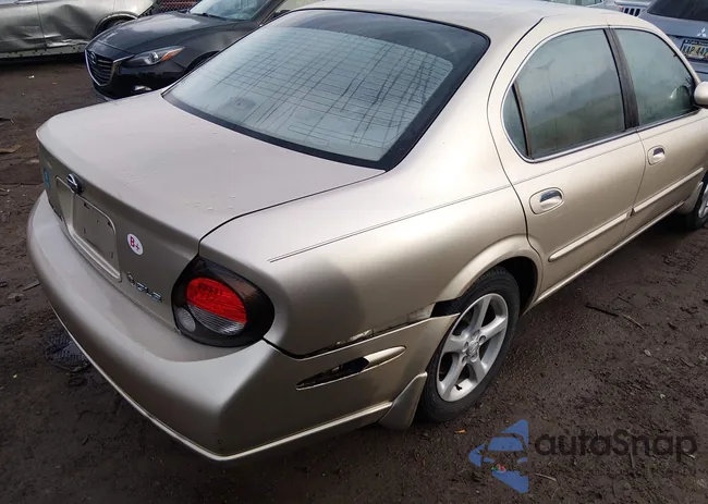 JN1CA31D31T632880: 44037744