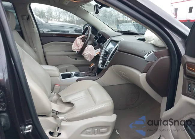 3GYFNBE3XFS576863: 44037776