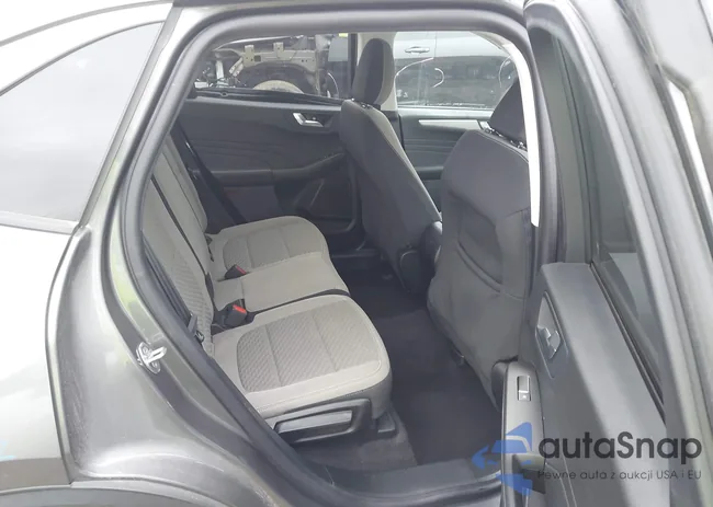 1FMCU0G65MUA46221: 44037828