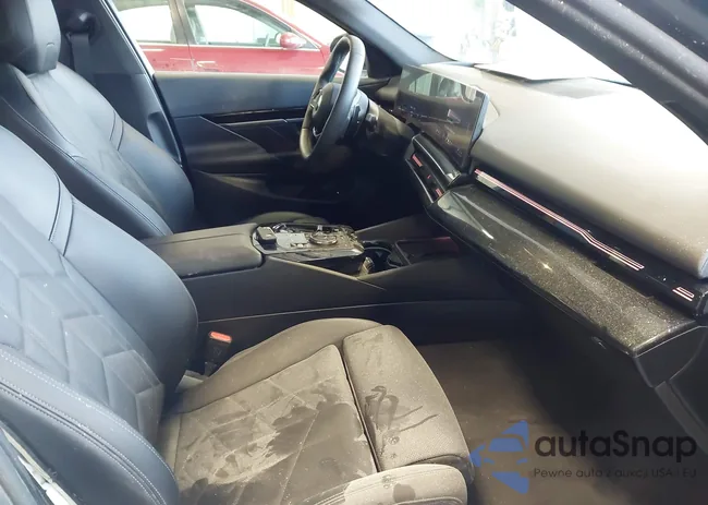 WBA43FJ06SCU54861: 44037903