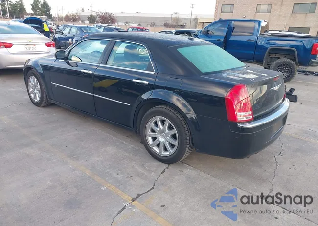 2C3LA63T39H525697: 44037948