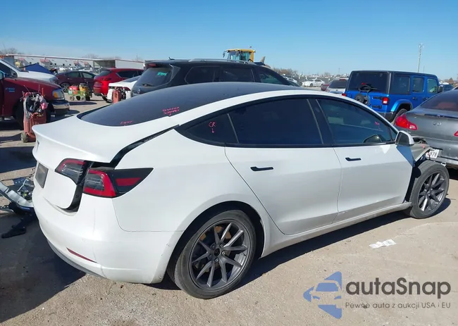 5YJ3E1EA0MF871428: 44038119