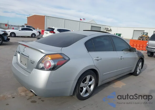 1N4BL21EX8C135749: 44038121